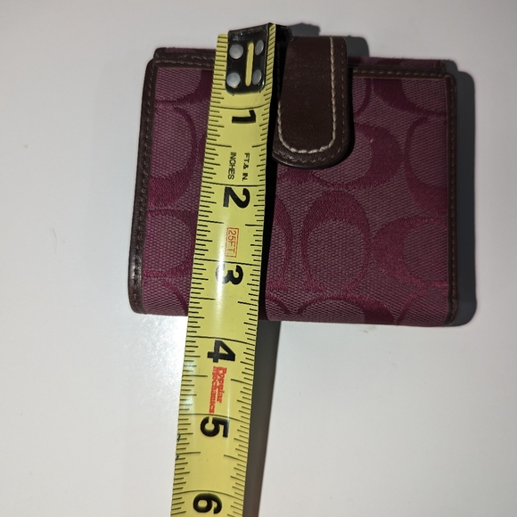 Purple coach wallet - Picture 7 of 7